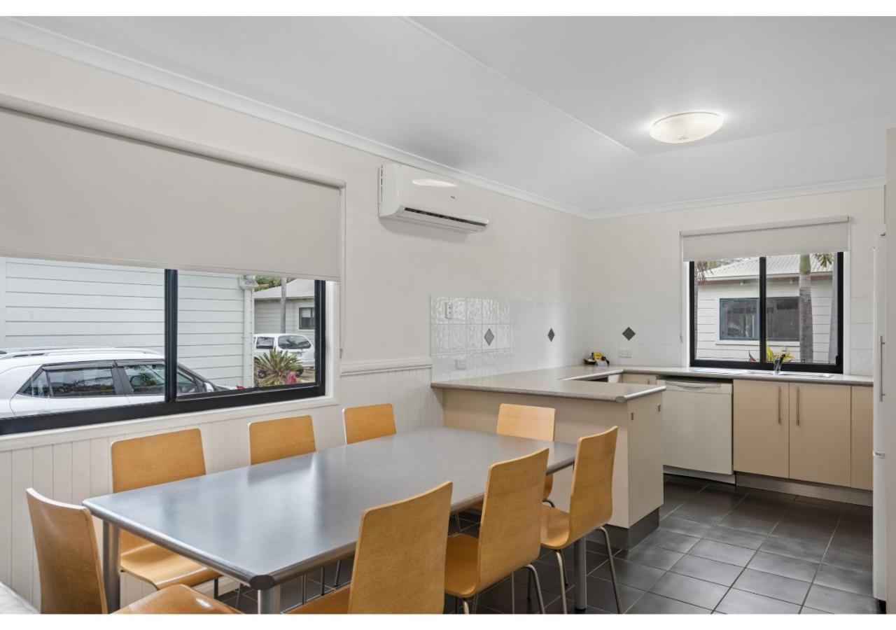 Discovery Parks - Rockhampton Room photo